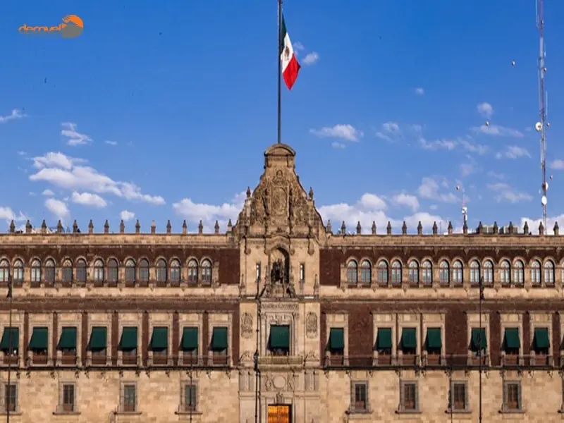 درباره کاخ ملی مکزیکوسیتی در کشور مکزیک در دکوول بخوانید.