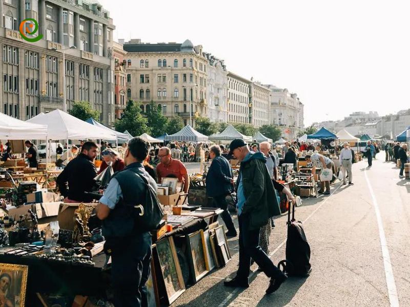 درباره بازار نشیمن: مرکز تجارت و زندگی شهری با این مقاله از دکوول همراه باشید.