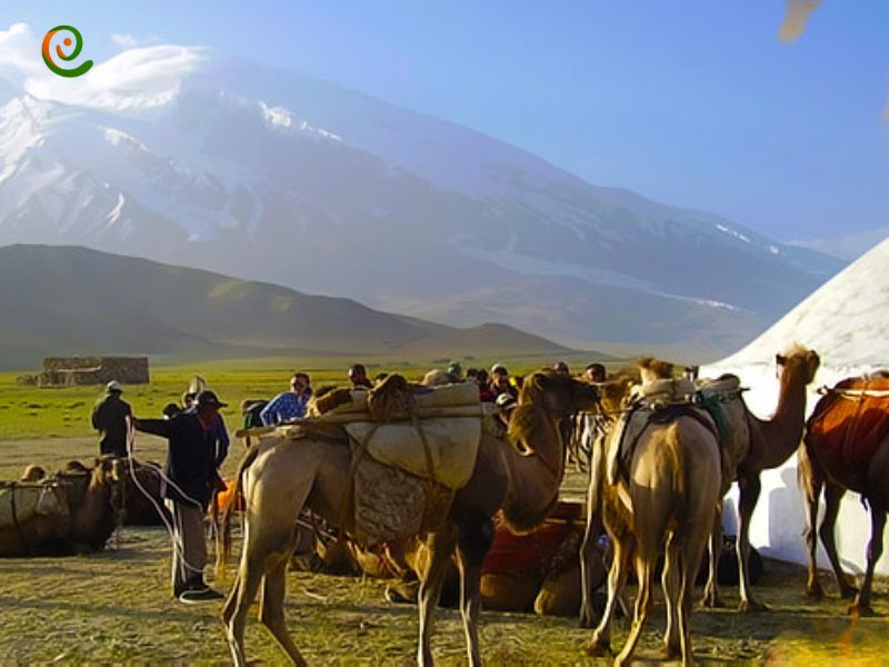درباره قله موستاق آتا در دکوول بخوانید.