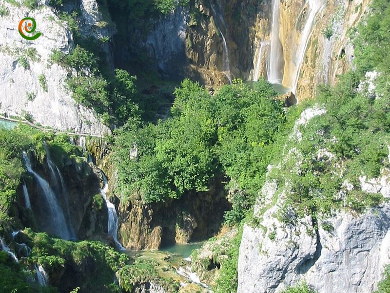 درباره آبشارها و رودخانه‌ها پلیتویک کرواسی با این مقاله از دکوول همراه باشید.
