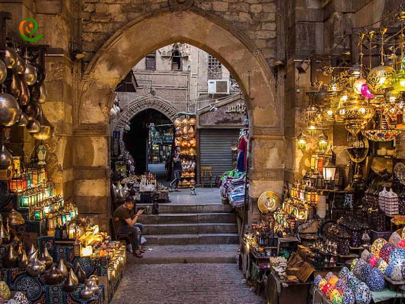 راهنمایی‌ها برای بازدید از بازار الخیلی مصر را در این مقاله از دکوول بخوانید.