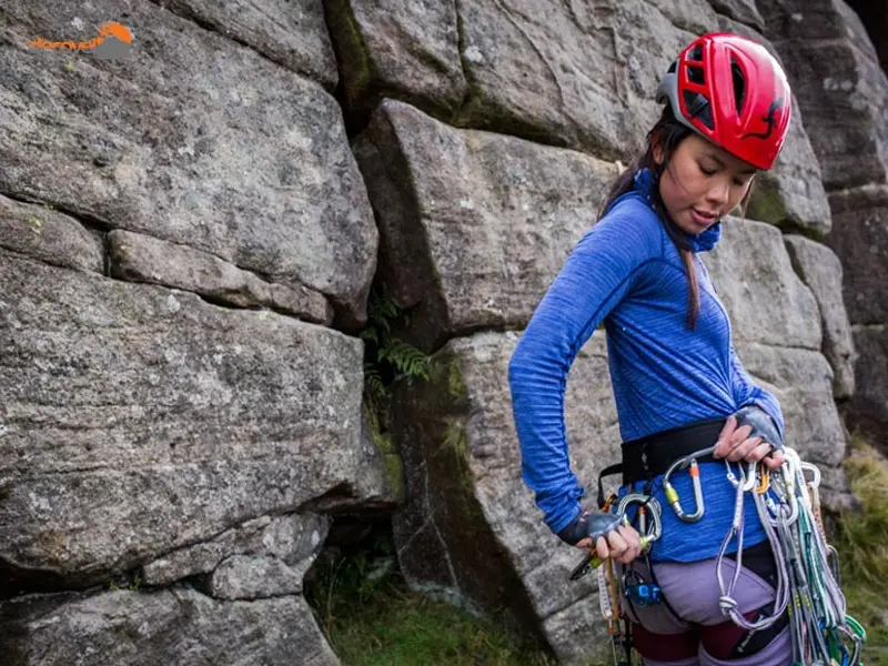بررسی حلفه های هارنس کوهنوردی زنانه در این مقاله از دکوول بخوانید.