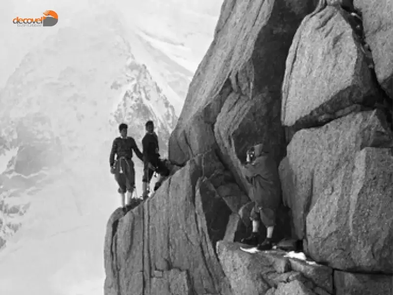 چالش‌های کوهنوردی در زمان‌های گذشته بسیار بودن از عدم تجهیزات مناسب تا لباس و... برای گاستون ربوفات برای مطالعه بیشتر در دکوول بخوانید.