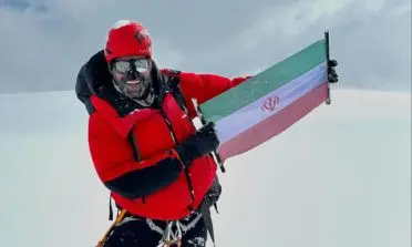 امین عزیزنیا، اولین مرد ایرانی فاتح هفت قله بلند هفت قاره موسوم به سون سامیت