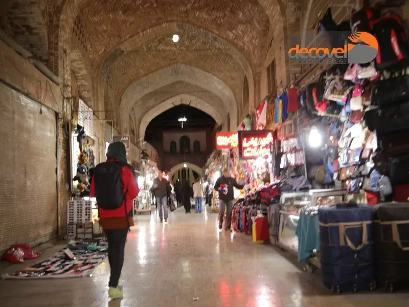 درباره بازار کرمان در دکوول بخوانید.