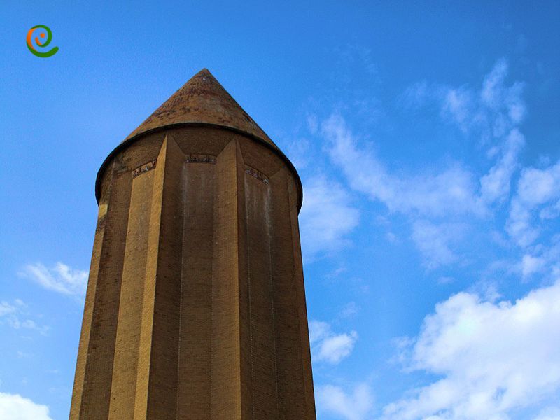 درباره برج گنبد قابوس،یکی از آثار ثبت جهانی یونسکو در دکوول بخوانید.