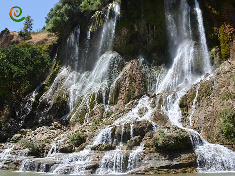 آبشار بیشه و چشمه بیشه که از جاذبه های طبیعی لرستان به شمار می روند