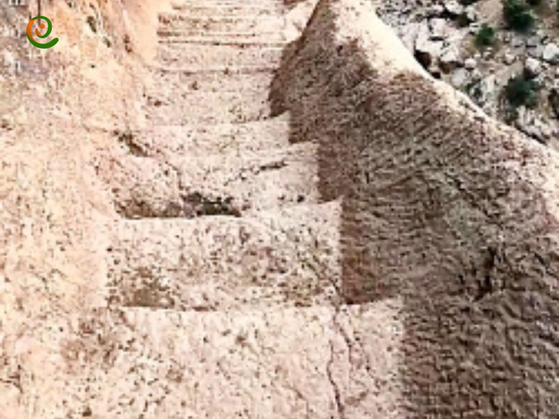 پله های باستانی کوه یافته را در دکوول ببینید و درباره آن بخوانید.