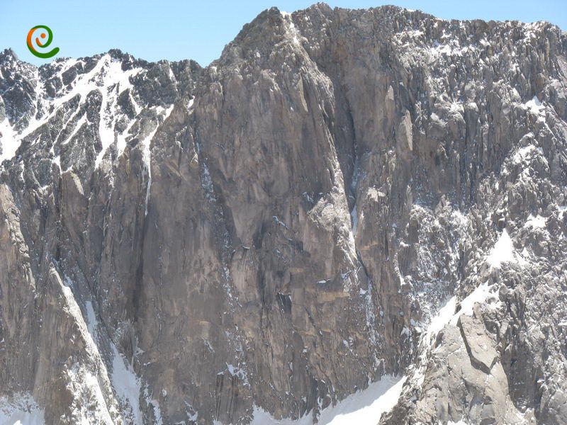 درباره نکات مهم درباره صعود به دیواره علم کوه در دکوول بخوانید.
