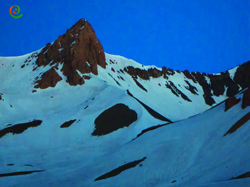 قله علم کوه حصارچال و دشت زیبای حصارچال و قلل زیبای منار و علم کوه و مرجیکش