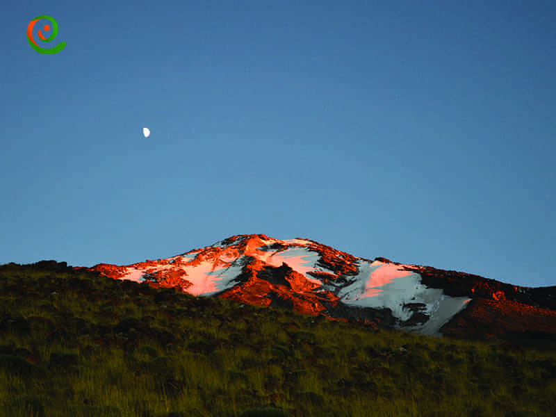 درباره قله دماوند در دکوول بخوانید.