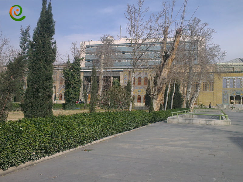 کاخ گلستان مجموعه ای ثبت شده در یونسکو در قلب تهران که از جاذبه های گردشگری استان تهران است.