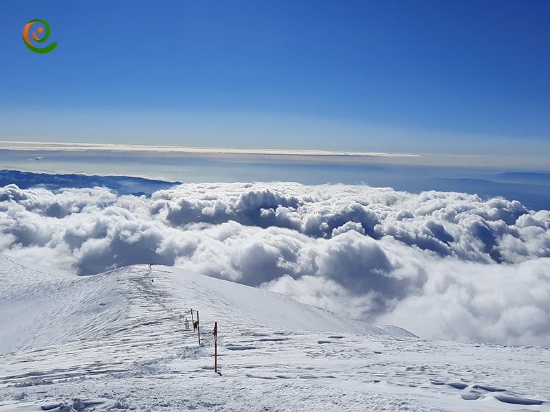 درجه سختی قله توچال در فصل زمستان و تابستان متفاوت است. مقاله توچال را از دکوول بخوانید