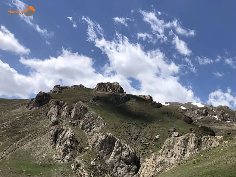 درباره مسیرهای غربی و شمالی صعود به قله اورین در استان آذربایجان غربی با این مقاله از دکوول همراه باشید.