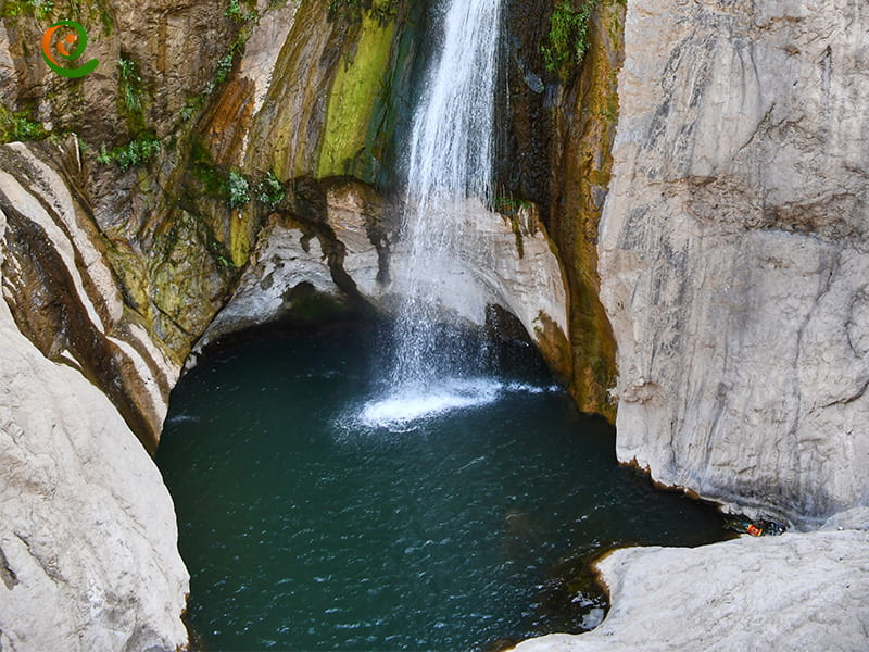 آبشارهای زیبای شلماش از جاذبه های گردشگری استان آذربایجان غربی واقع در شهرستان سردشت