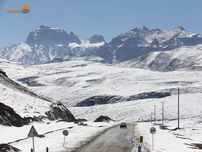 درباره قله برفخانه یزد با این مقاله از دکوول همراه باشید.
