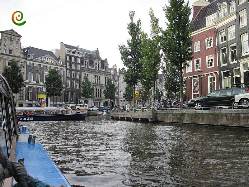 درباره جاذبه های گردشگری آمستردام با این مقاله از دکوول همراه باشید.