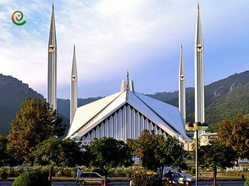 درباره معماری و طراحی مسجد شاه فیصل با این مقاله از دکوول همراه باشید.