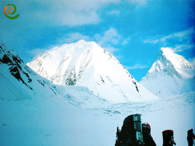 قله گاشربروم یکی از قله‌های منطقه پاکستان را در دکوول بخوانید.