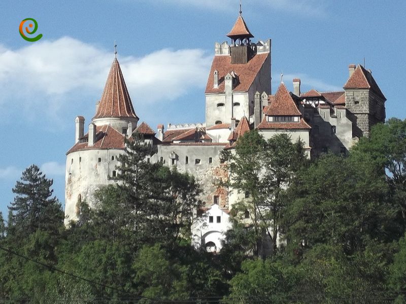 درباره تاریخچه قلعه برن در رومانی با این مقاله از دکووول همراه باشید.