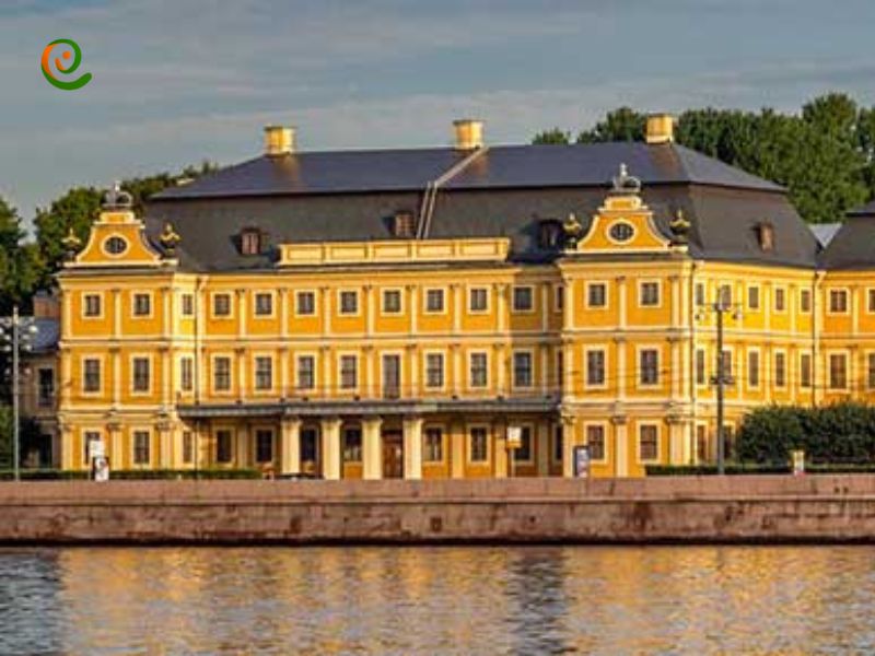درباره کاخ منشیکوف جزیره واسیلوسکی در کشور روسیه در دکوول بخوانید.