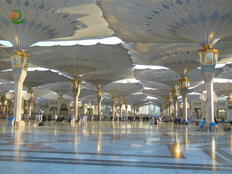 درباره معماری مسجد النبی و زیبایی های بصری آن با دکوول همراه باشید.