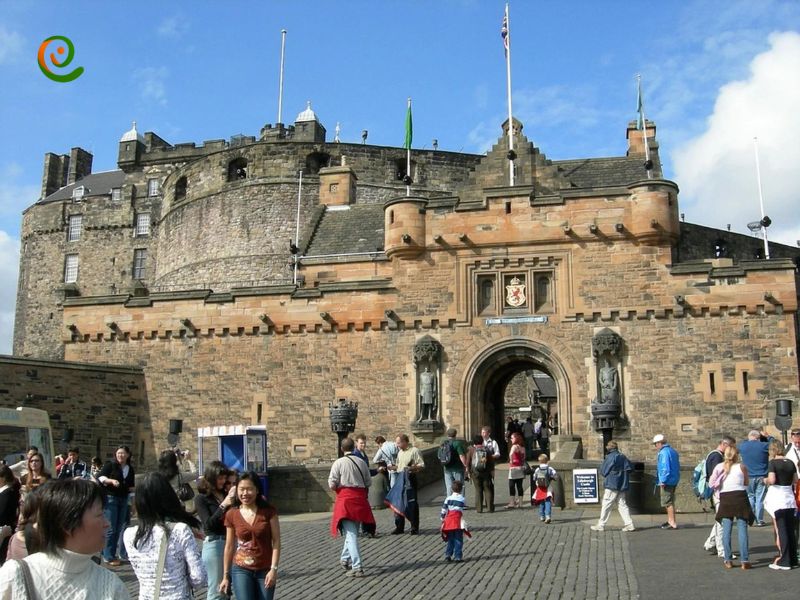 درباره جوانب تاریخی قلعه ادینبورگ با این مقاله از دکوول همراه باشید.