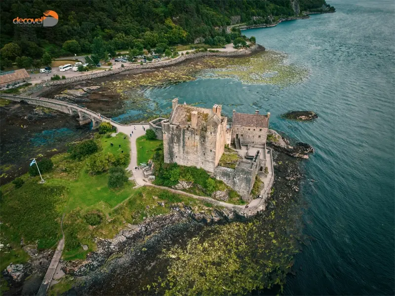 درباره قلعه ادینبرو در اسکاتلند با این مقاله از وب سایت دکوول همراه باشید.