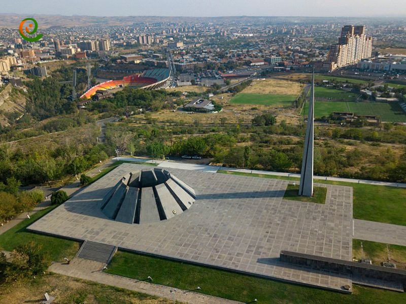 درباره موزه نسل کشی ارامنه در ارمنستان در دکوول بخوانید.
