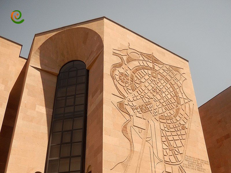 درباره موزه تاریخ ارمنستان در دکوول بخوانید.