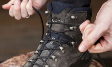 چگونه بند کفش‌ های کوهنوردی تان را ببندید؟