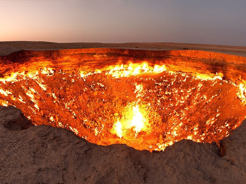 دروازه جهنم؛ میدان گازی عجیب در قره‌قوم ترکمنستان