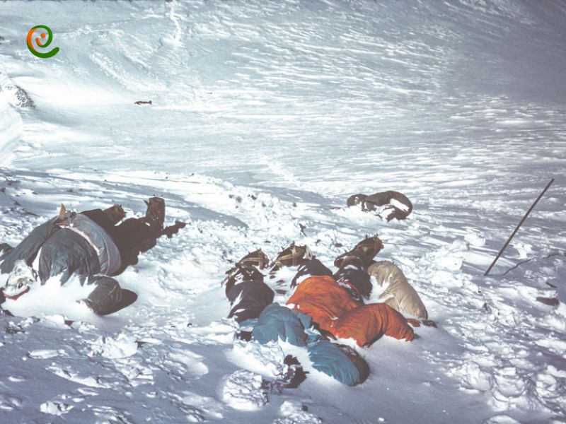 وقوع بهمن و فاجعه قله لنین در سال 1990 با این مقاله از دکوول همراه باشسد.