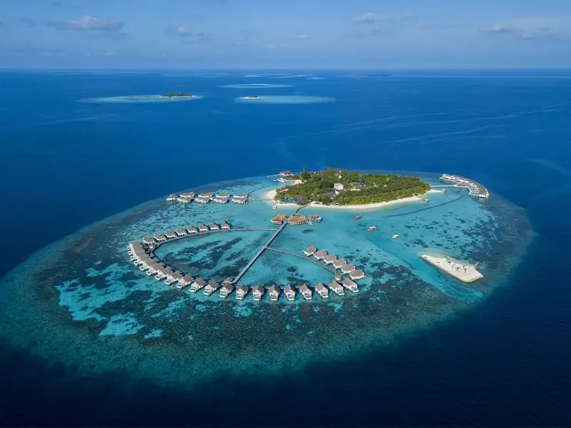 راهنمای سفر به جزیره آری آتول در مالدیو