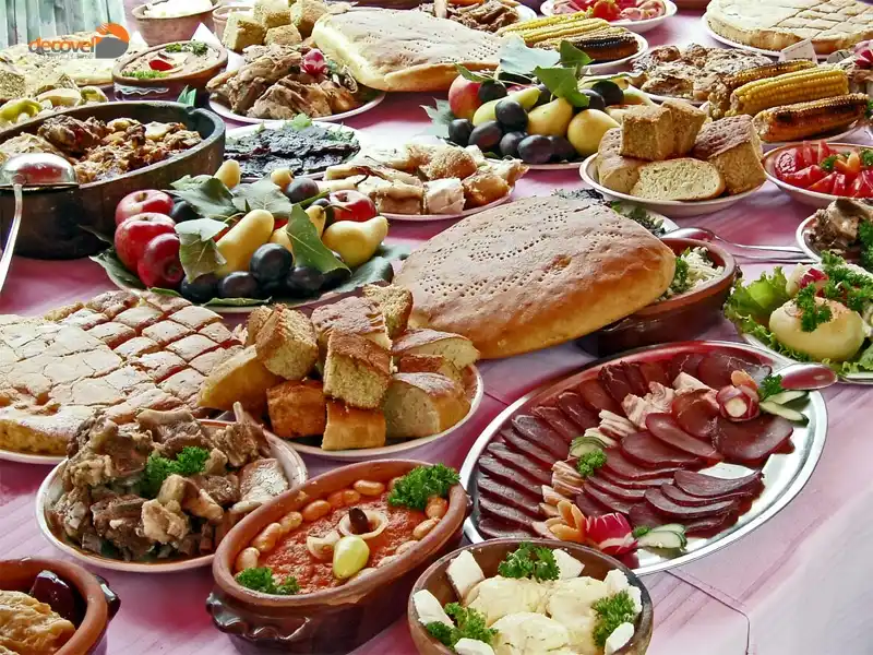 درباره غذاهای صربستان در دکوول بخوانید.