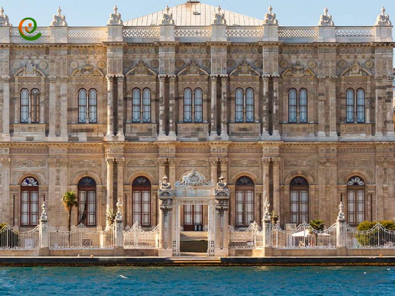 کاخ زیبای دلما باعچه یادگاری زمان حکومت عثمانی در استانبول ترکیه درباره آن دردکوول بخوانید.