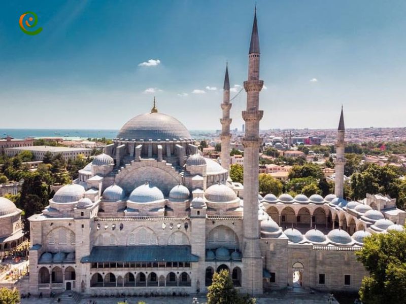 درباره مسجد سلیمانیه استانبول در دکوول بخوانید.