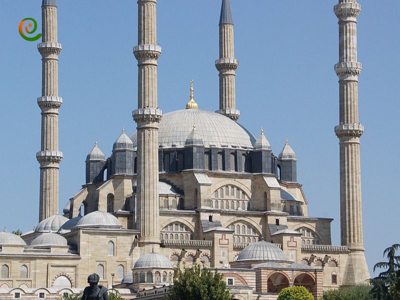 درباره تاریخچه مسجد و مجموعه سلیمیه با این مقاله از دکوول همراه با ما باشید.