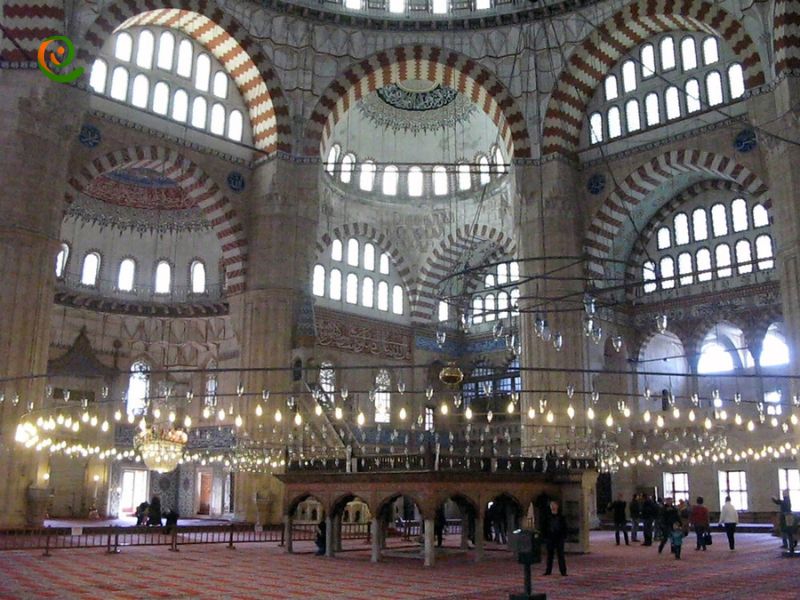 درباره زیبایی معماری مسجد و مجموعه سلیمیه با این مقاله از وب سایت دکوول همراه باشید.