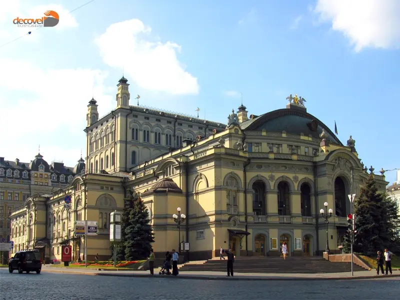 درباره خانه اپرای ملی اکراین  در دکوول بخوانید.